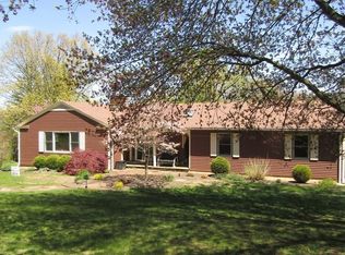 20 College View Hts, South Hadley, MA 01075