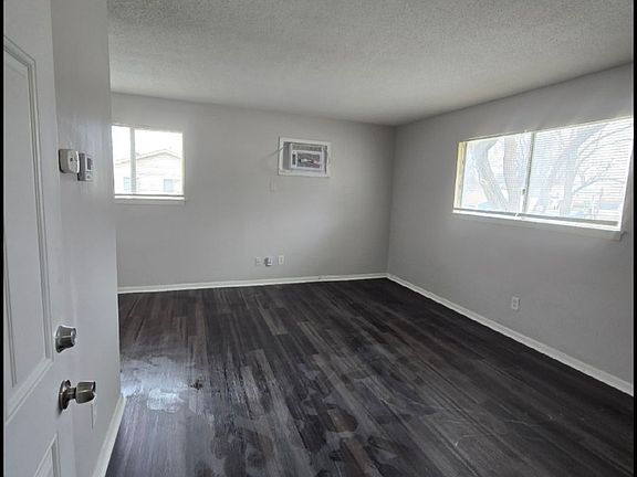 2nd image of 15208 Bellaire Ave APT B