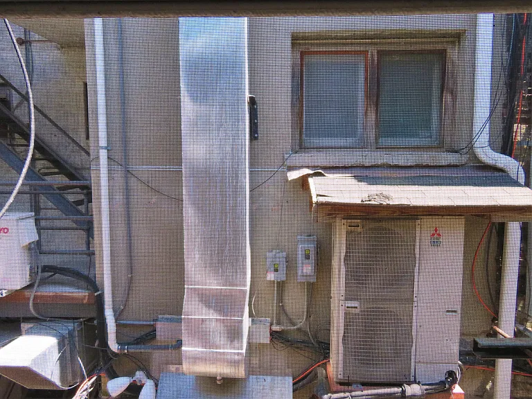 212 E State St — Photo 58