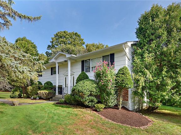 2nd image of 3648 Dalewood Ct