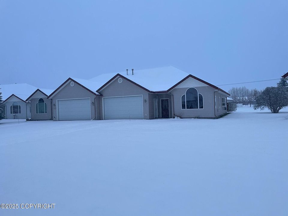 1st image of 1730 S Heritage Cir #15B