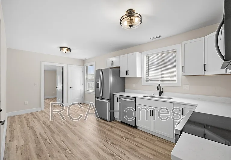 1436 S New Jersey St #C — Photo 4