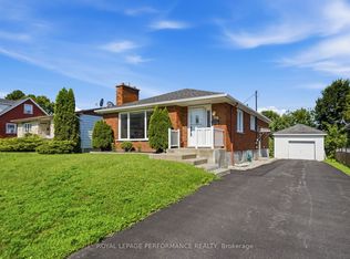 716 Cartier Blvd, Hawkesbury, ON K6A 1W7
