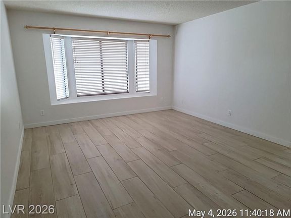 2nd image of 2829 Autumn Haze Ln