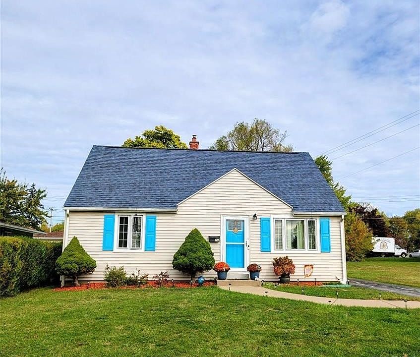 1st image of 76 Sandra Dr