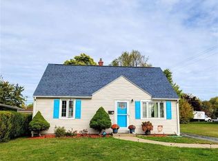 76 Sandra Dr, Cheektowaga, NY 14225