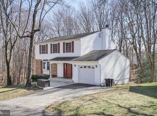 8287 Morning Dew Ct, Springfield, VA 22153