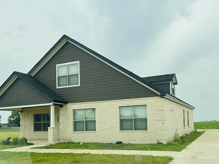 111 Chandlor Cir — Photo 2