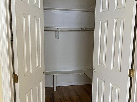 5th image of 113 Park Ave #2A
