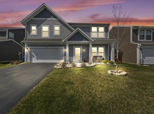 4923 Crestbrook Dr, Lockbourne, OH 43137
