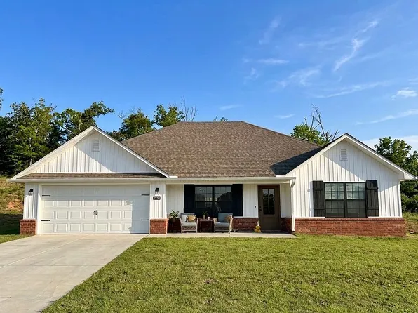 2020 Lisa Ln, Van Buren, AR 72956