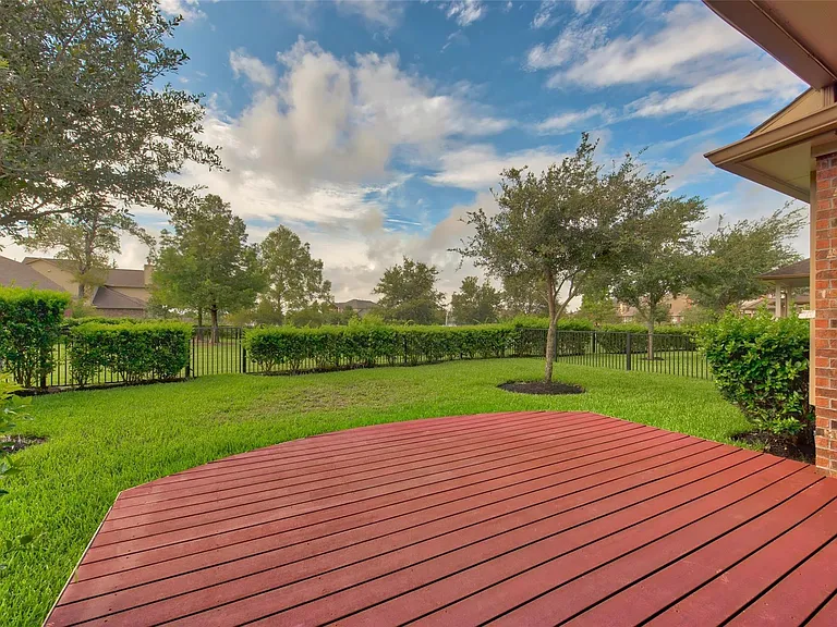6906 Patterson Dr — Photo 25