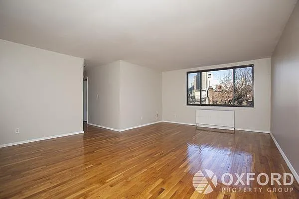 Rented by Oxford Property Group | media 9