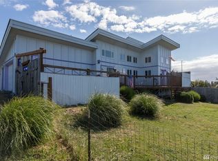 1371 Marine Dr, Sequim, WA 98382