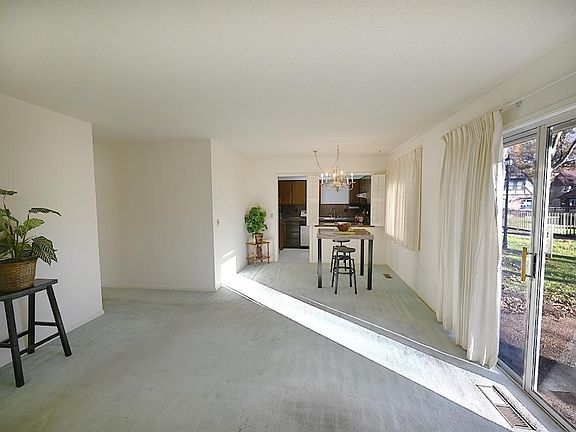 3rd image of 45 Brentwood Dr