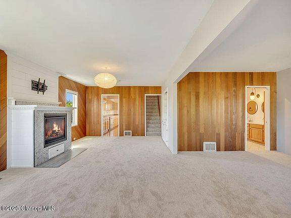 5th image of 1477 6th St