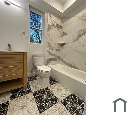 820 N 40th St #2 — Photo 10