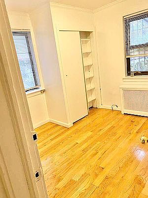 4th image of 41-11 47th St Floor 1