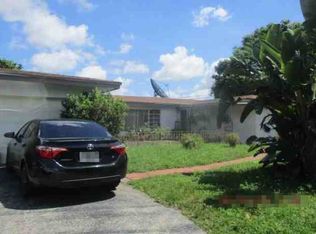 3831 SW 9th Ct, Fort Lauderdale, FL 33312