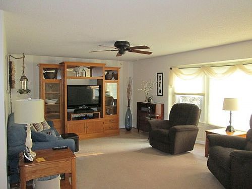4th image of 1159 Doebler Dr
