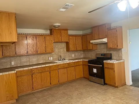 1401 Reese Ave — Photo 5