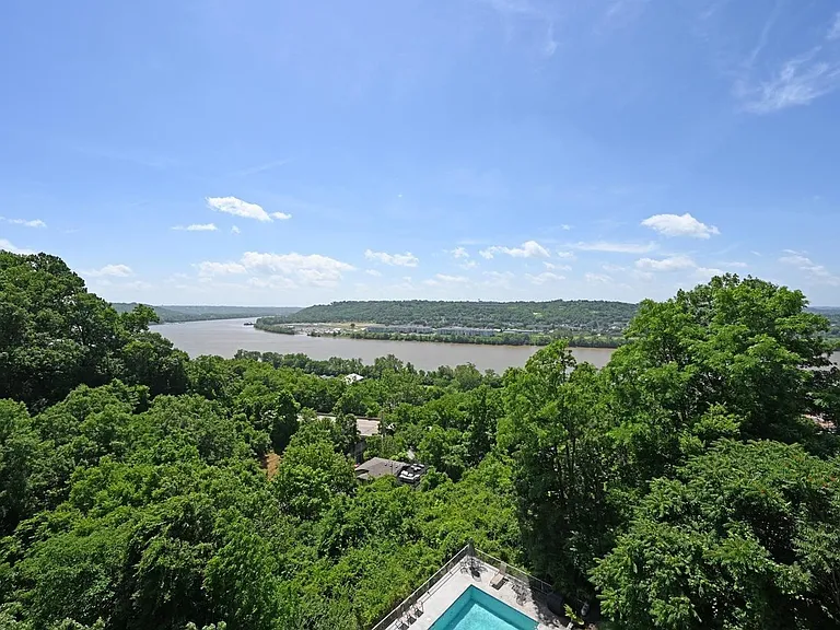 1815 William Howard Taft Rd #705 — Photo 7