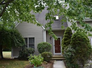 27 Canterbury Rd UNIT 27, Hamden, CT 06514