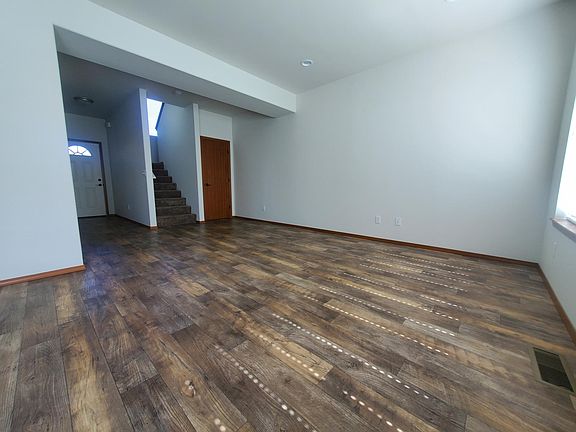 3rd image of 703 N 31st Ave #1