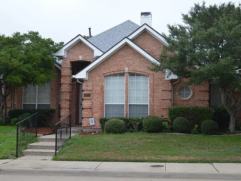 4331 Voss Hills Pl — Photo 2
