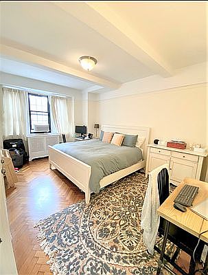 5th image of 37 W 72nd St #7A