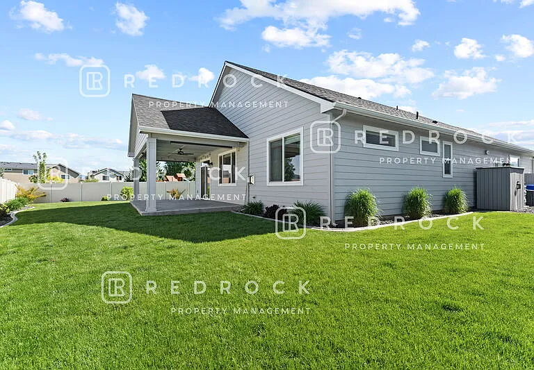 1725 N Meyers Ct — Photo 30