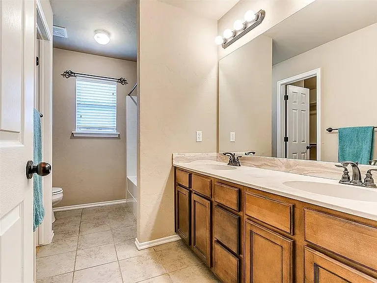 1529 Fawn Run Xing — Photo 10