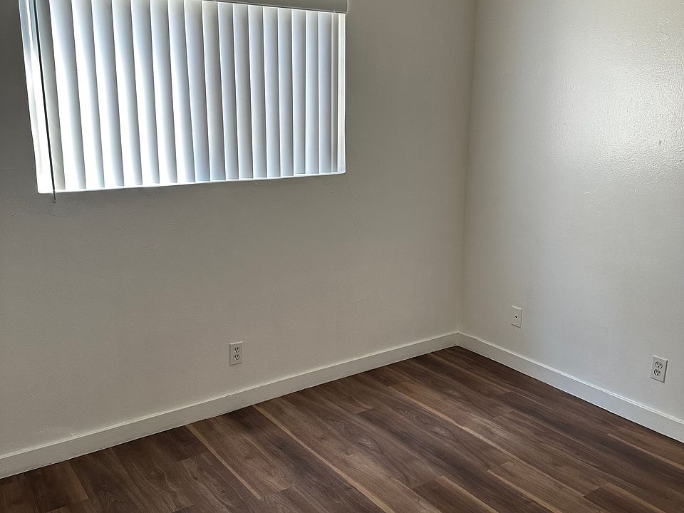1st image of 1321 Burwood St #2