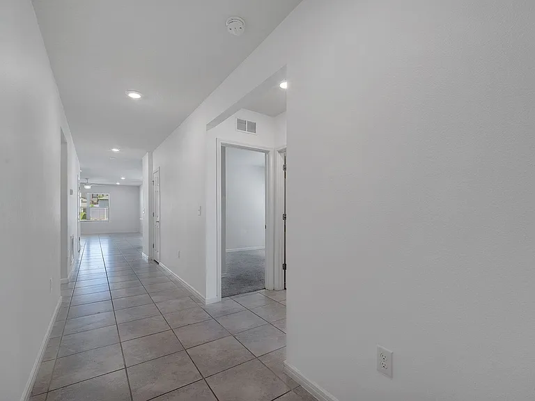 309 Citrus Isle Loop — Photo 7