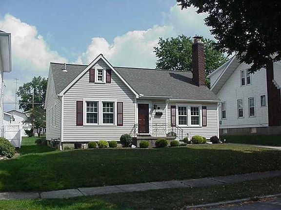 2nd image of 230 Lincoln Pl