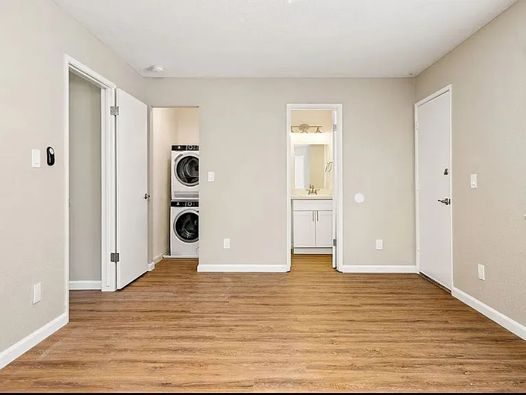 7437 Santa Ysabel Ave — Photo 7