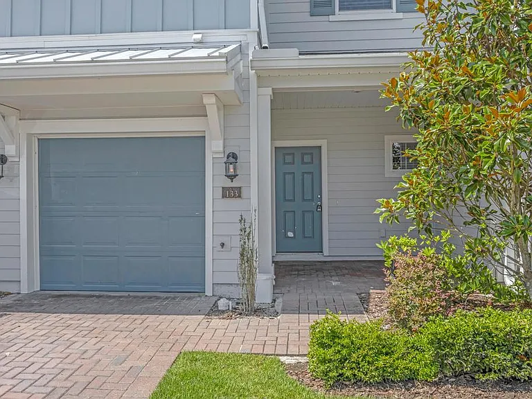 133 Appleton Ct — Photo 3