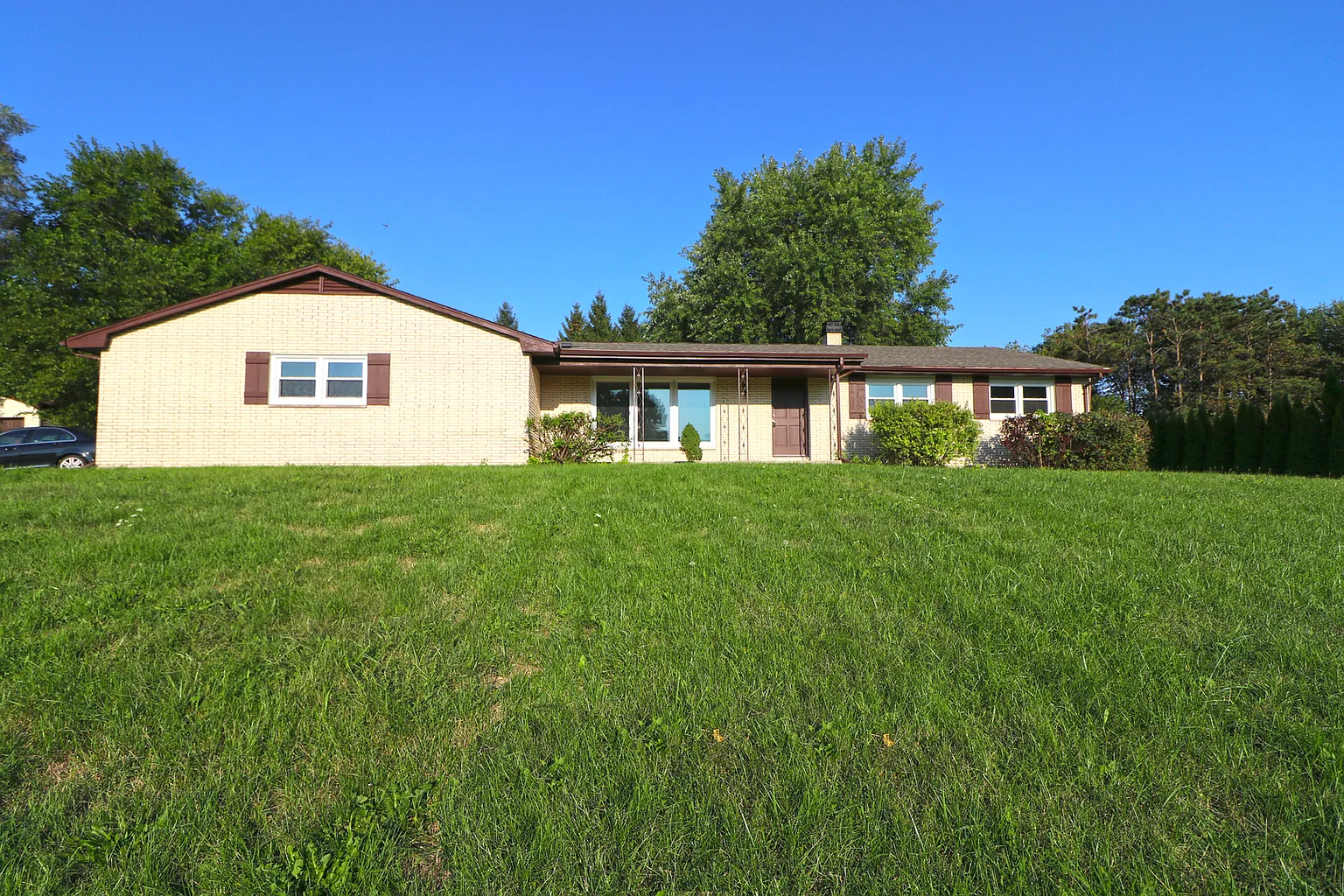 7N101 Brierwood Dr photo 1