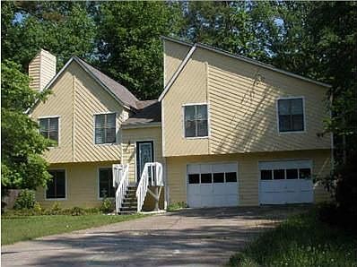 1st image of 608 River Place Ct