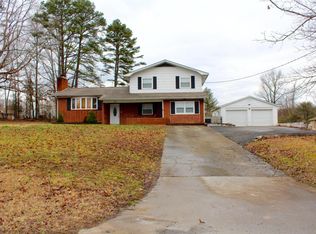 9001 Pleasant Hill Rd, Knoxville, TN 37924