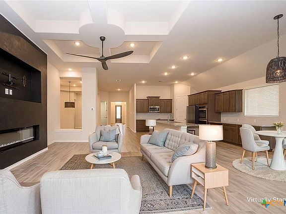 4th image of 8409 Ridge Crest Dr