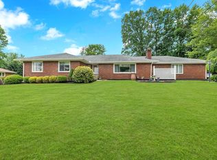 104 Whitehill Dr, New Castle, PA