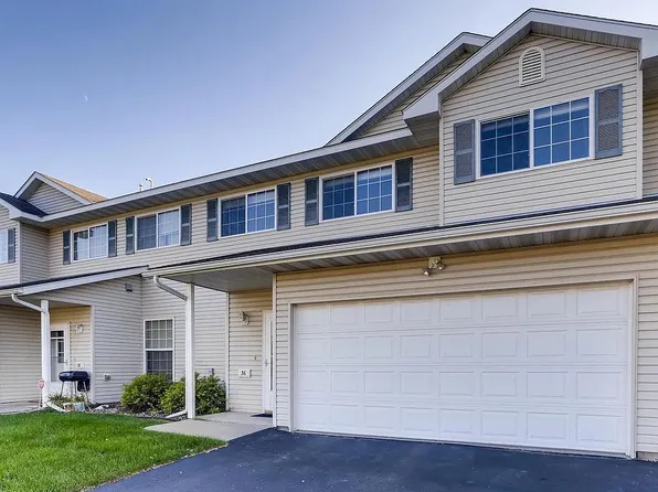 36 Bridgewater Trl, Hudson, WI 54016