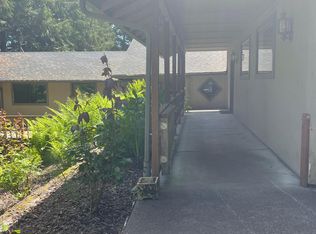 17125 NW Saint Helens Rd, Portland, OR 97231