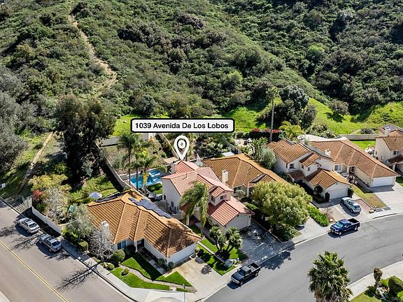 2nd image of 11039 Avenida De Los Lobos