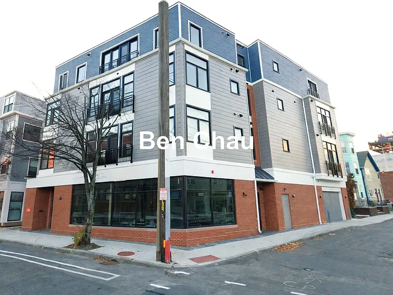 44 Medford St #304B — Photo 9