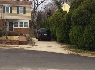2439 Temple Ct, Alexandria, VA 22307
