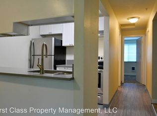 3602 SW Beaverton Hillsdale Hwy UNIT 8, Portland, OR 97221