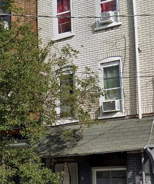 395 W Allen St