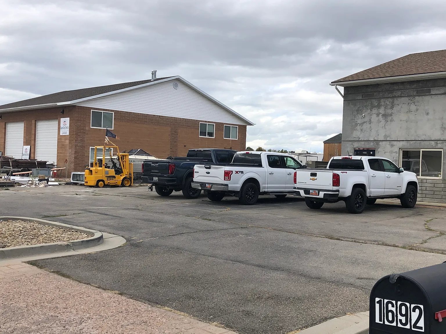 W Alvey Dr, Mapleton — Photo 1